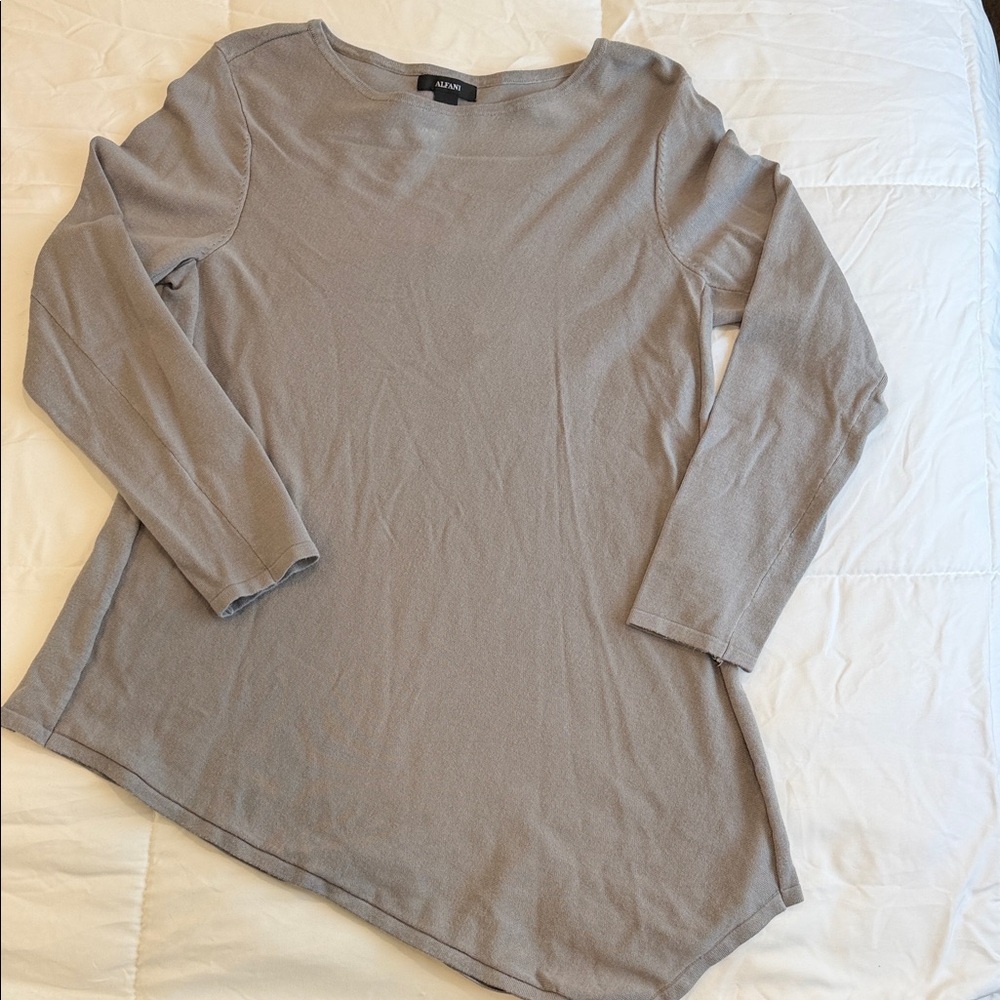 Alfani Soft Gray Tunic Top - Picture 1 of 1